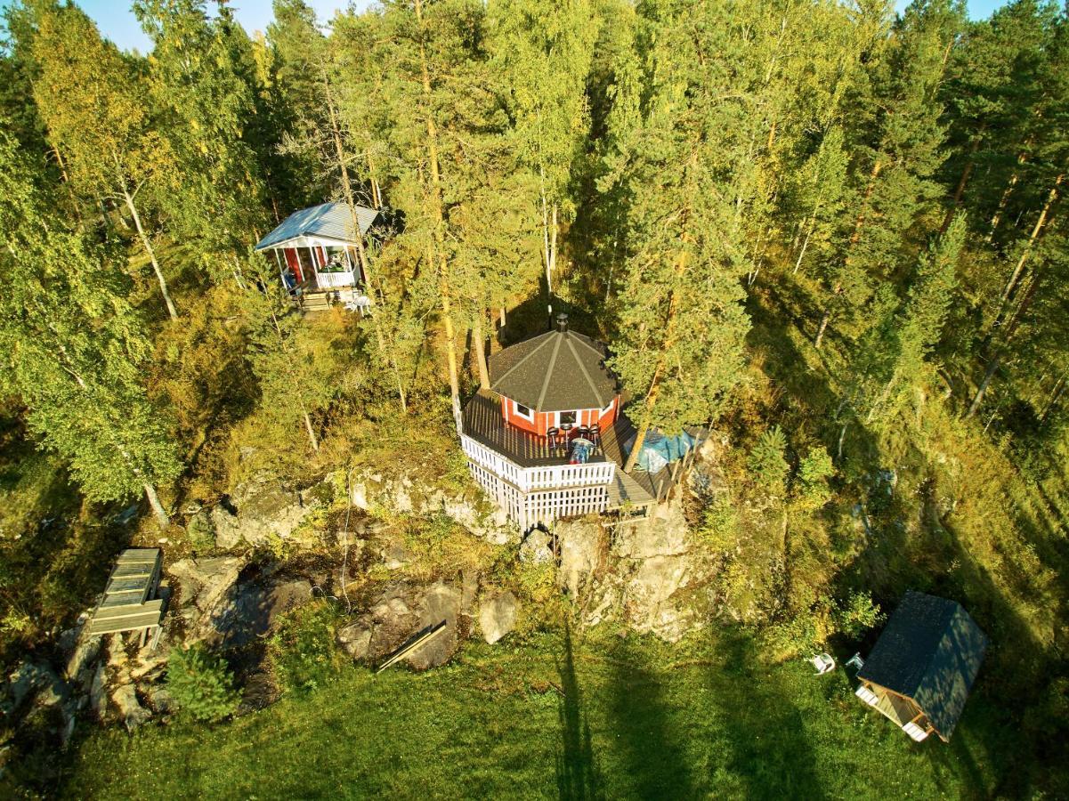 Hostel Mansikka Тайпалсаари Экстерьер фото